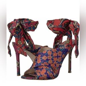 Jessica Simpson Satin Ankle Wrap Heels Size 8, 4" Heel